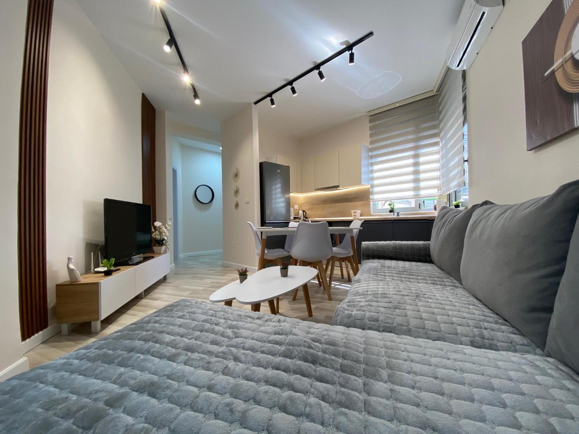 Central Cozy Apartment Tirana Extérieur photo