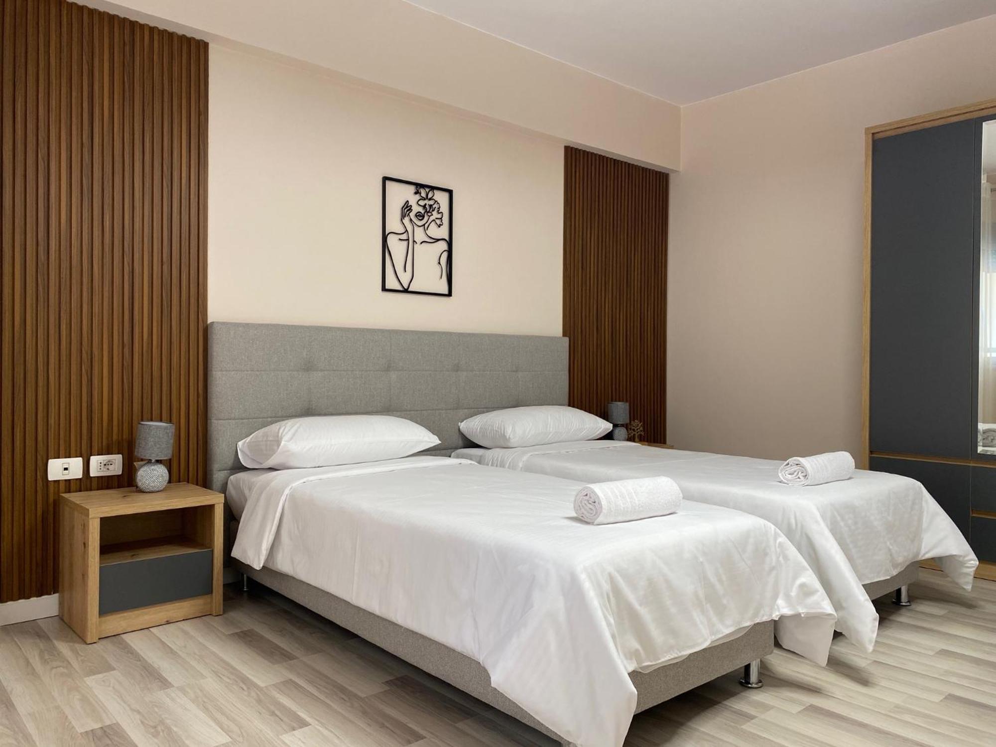 Central Cozy Apartment Tirana Extérieur photo